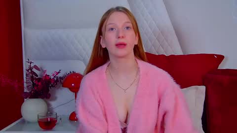 Snapshot of beatricebinoche chatting on February 3, 2026, 6:22 am Beatrice online show from February 3, 2026, 6:22 am