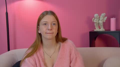 Snapshot of beatricebinoche chatting on February 6, 2026, 6:29 am Beatrice online show from February 6, 2026, 6:29 am