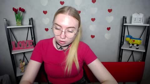 Snapshot of beatriceflyy chatting on December 12, 2024, 9:30 am BeatriceFlyy online show from December 12, 2024, 9:30 am