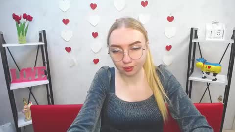 Snapshot of beatriceflyy chatting on December 15, 2024, 3:20 pm BeatriceFlyy online show from December 15, 2024, 3:20 pm