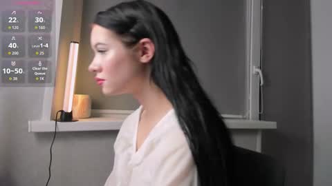 Snapshot of beatricemoonlight chatting on November 26, 2025, 3:18 am My name is Beatrice Like my broadcast pls 3 online show from November 26, 2025, 3:18 am