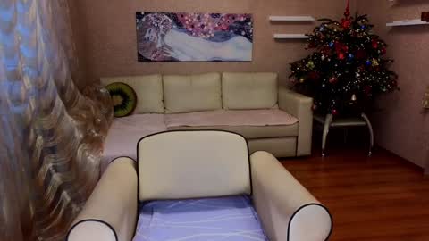 Snapshot of beaute_fatale chatting on January 7, 2025, 11:37 am Chloe - Follow me on Fansly online show from January 7, 2025, 11:37 am