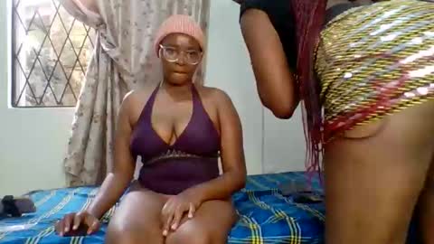 Chelsea and Raymond online show from October 23, 2025, 4:12 am