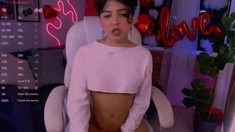 Snapshot of beautifulchleo chatting on February 18, 2025, 2:27 am Chleo online show from February 18, 2025, 2:27 am