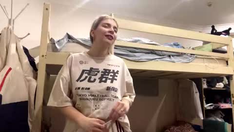 Snapshot of beautifultips chatting on February 28, 2026, 5:14 pm Mia online show from February 28, 2026, 5:14 pm