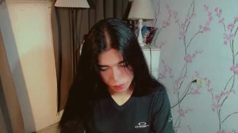 Snapshot of beautifultrixie chatting on December 17, 2025, 11:38 am TRIXIE online show from December 17, 2025, 11:38 am