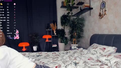 Snapshot of beauty_future chatting on January 17, 2025, 7:30 am Nicole online show from January 17, 2025, 7:30 am