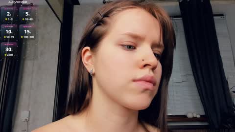 Snapshot of beauty_future chatting on January 23, 2025, 4:37 pm Nicole online show from January 23, 2025, 4:37 pm