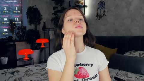 Snapshot of beauty_future chatting on January 25, 2025, 7:28 am Nicole online show from January 25, 2025, 7:28 am