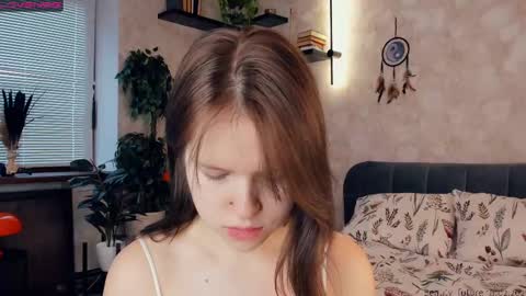 Snapshot of beauty_future chatting on February 16, 2025, 7:15 am Nicole online show from February 16, 2025, 7:15 am