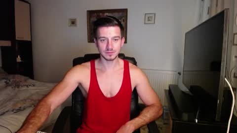 Mia and Jake online show from October 13, 2025, 7:19 am