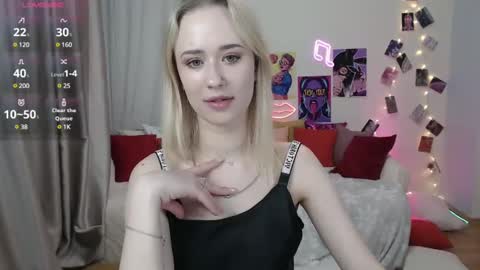 Snapshot of beauty_sashaxx chatting on February 23, 2025, 6:12 pm beauty Sasha online show from February 23, 2025, 6:12 pm