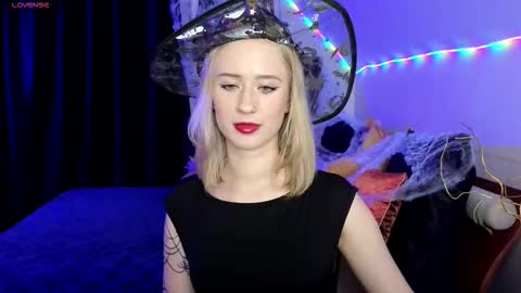 Snapshot of beauty_sashaxx chatting on October 29, 2025, 6:20 pm beauty Sasha online show from October 29, 2025, 6:20 pm