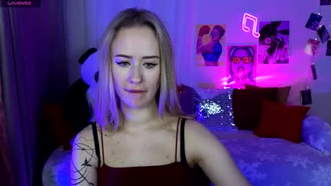 Snapshot of beauty_sashaxx chatting on November 21, 2025, 2:16 pm beauty Sasha online show from November 21, 2025, 2:16 pm