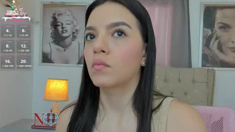 Ariana Reyes online show from December 17, 2025, 12:11 pm