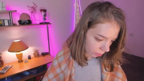 Eliise online show from December 3, 2024, 11:01 am