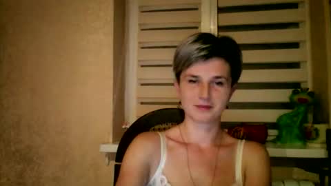 BeautyKsenia online show from October 21, 2025, 7:25 pm