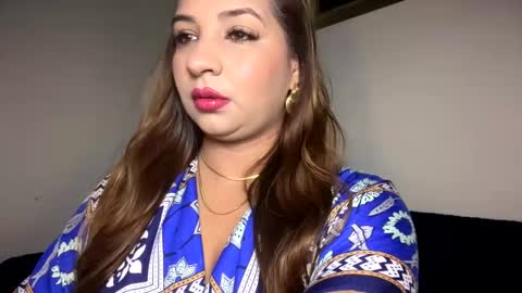 Snapshot of beautymoon26 chatting on February 19, 2026, 8:10 am beautymoon26 online show from February 19, 2026, 8:10 am