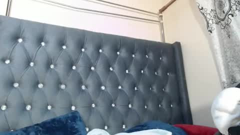 Snapshot of beautystar12 chatting on December 8, 2024, 7:22 pm beautystar12 online show from December 8, 2024, 7:22 pm