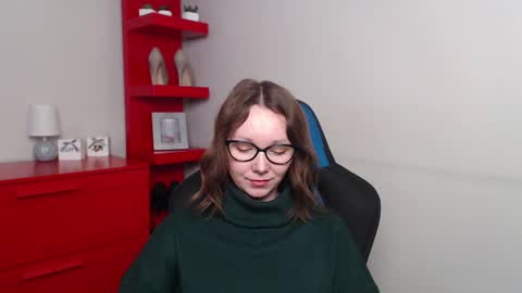 Snapshot of beautyzoexx chatting on December 13, 2024, 7:36 am Zoe online show from December 13, 2024, 7:36 am