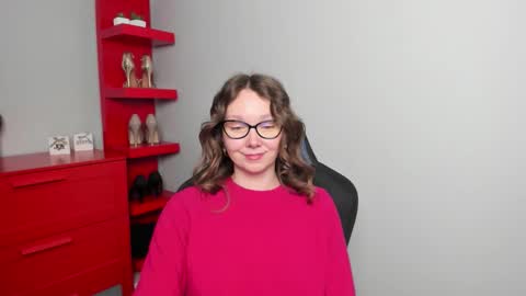 Zoe online show from November 14, 2025, 7:51 am