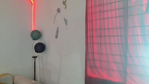 Snapshot of bebecita_hot1 chatting on May 5, 2026, 7:11 pm Bebecita HOT online show from May 5, 2026, 7:11 pm
