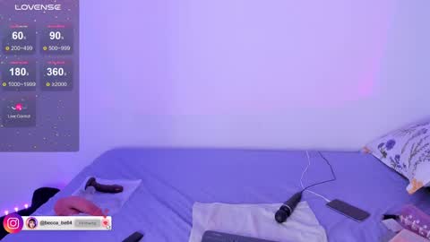 Snapshot of becca_be_ chatting on December 10, 2024, 2:48 am Becca is here online show from December 10, 2024, 2:48 am