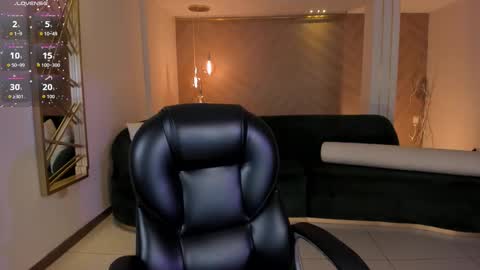 Am Becca online show from September 23, 2025, 7:50 pm