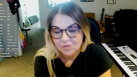 Snapshot of beccalubov chatting on July 30, 2026, 6:18 pm Becca Lubov online show from July 30, 2026, 6:18 pm