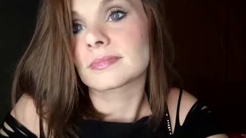 BECKY BOO  online show from April 16, 2026, 5:30 am