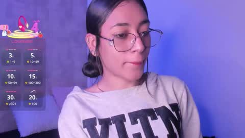 becky__g online show from November 4, 2025, 3:38 am