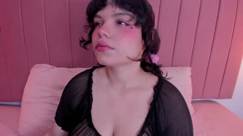 Snapshot of beckybeaumont chatting on December 29, 2024, 4:38 am BEKY online show from December 29, 2024, 4:38 am