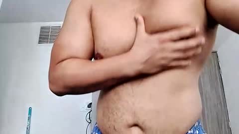 Snapshot of beefypecs_10 chatting on December 21, 2025, 2:57 pm Criss2fer online show from December 21, 2025, 2:57 pm