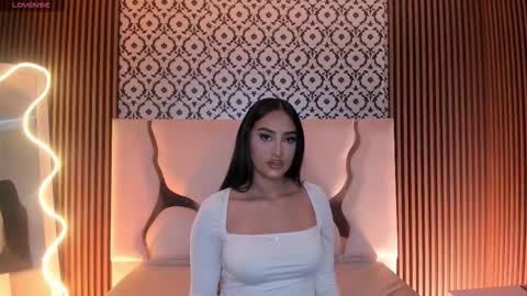 BELLA online show from February 19, 2026, 12:56 pm