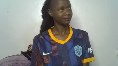 Snapshot of beeswee chatting on December 15, 2024, 3:45 am beeswee online show from December 15, 2024, 3:45 am