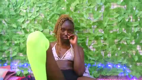 beib_love online show from September 12, 2025, 7:41 am