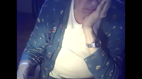 bekklove1 online show from January 11, 2025, 9:47 am