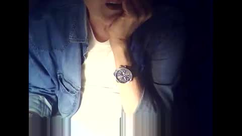 bekklove1 online show from November 5, 2025, 2:44 am