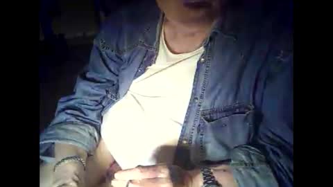 bekklove1 online show from April 11, 2026, 9:52 pm