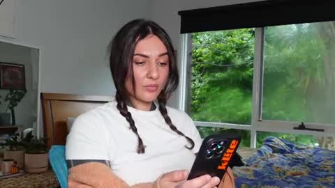 Snapshot of belen_osqura chatting on June 30, 2026, 6:03 am Alt Aussie online show from June 30, 2026, 6:03 am