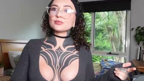 Snapshot of belen_osqura chatting on July 13, 2026, 5:21 am Alt Aussie online show from July 13, 2026, 5:21 am