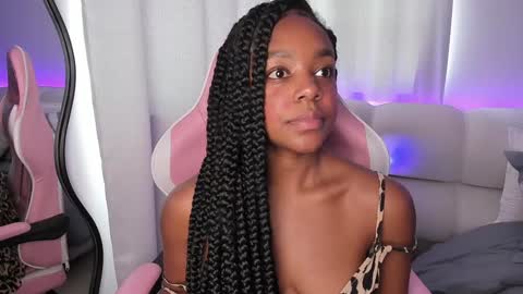 Snapshot of belkis_mills chatting on January 7, 2025, 6:45 pm Belkis online show from January 7, 2025, 6:45 pm