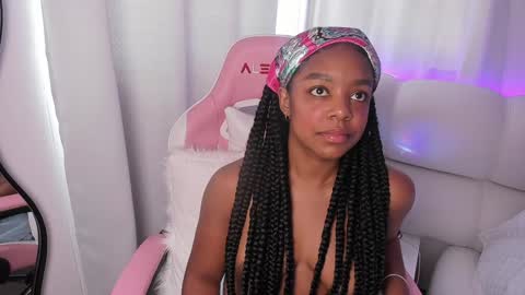 Snapshot of belkis_mills chatting on January 18, 2025, 7:48 pm Belkis online show from January 18, 2025, 7:48 pm