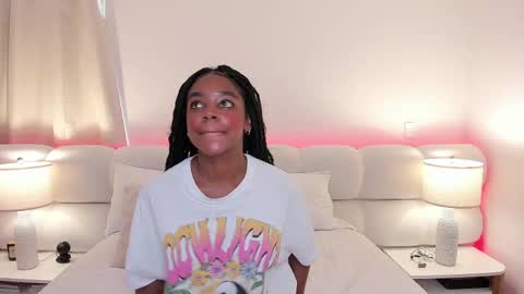Snapshot of belkis_mills chatting on March 6, 2025, 1:35 pm Belkis online show from March 6, 2025, 1:35 pm
