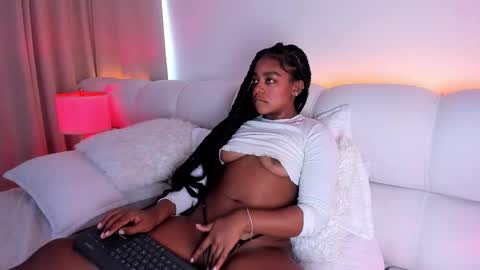 Snapshot of belkis_mills chatting on October 3, 2025, 3:09 pm Belkis online show from October 3, 2025, 3:09 pm
