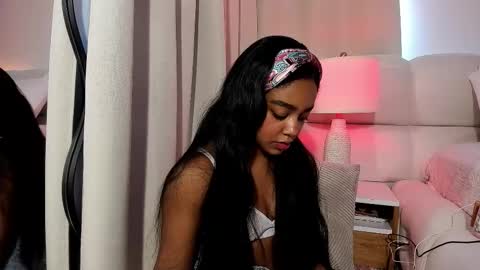 Snapshot of belkis_mills chatting on October 17, 2025, 4:20 pm Belkis online show from October 17, 2025, 4:20 pm