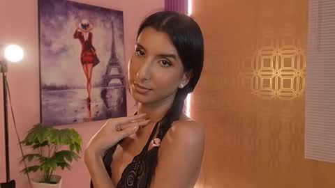 bella19   online show from November 26, 2025, 11:06 pm