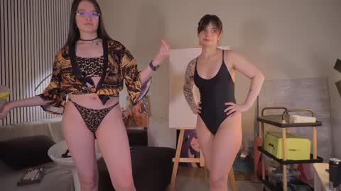 Snapshot of bella_alita chatting on April 10, 2026, 8:35 pm lita online show from April 10, 2026, 8:35 pm
