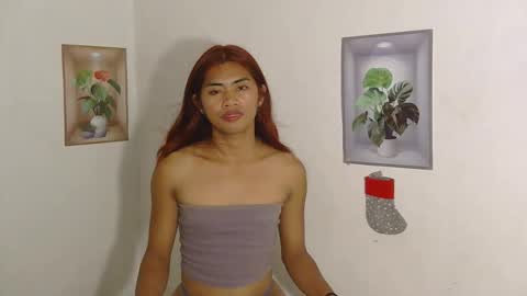 Snapshot of bella_bliss14 chatting on January 13, 2026, 5:07 pm bella_bliss14 online show from January 13, 2026, 5:07 pm