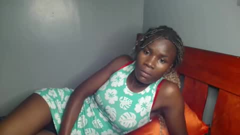 Snapshot of bella_cocy chatting on May 3, 2026, 8:15 pm cocy online show from May 3, 2026, 8:15 pm